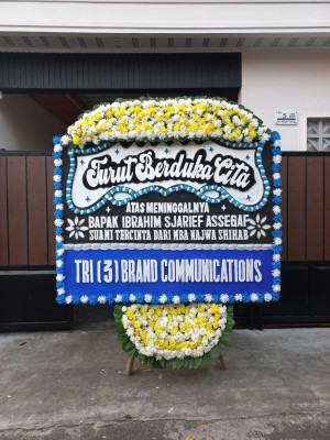 Papan Bunga Duka di Tirem
